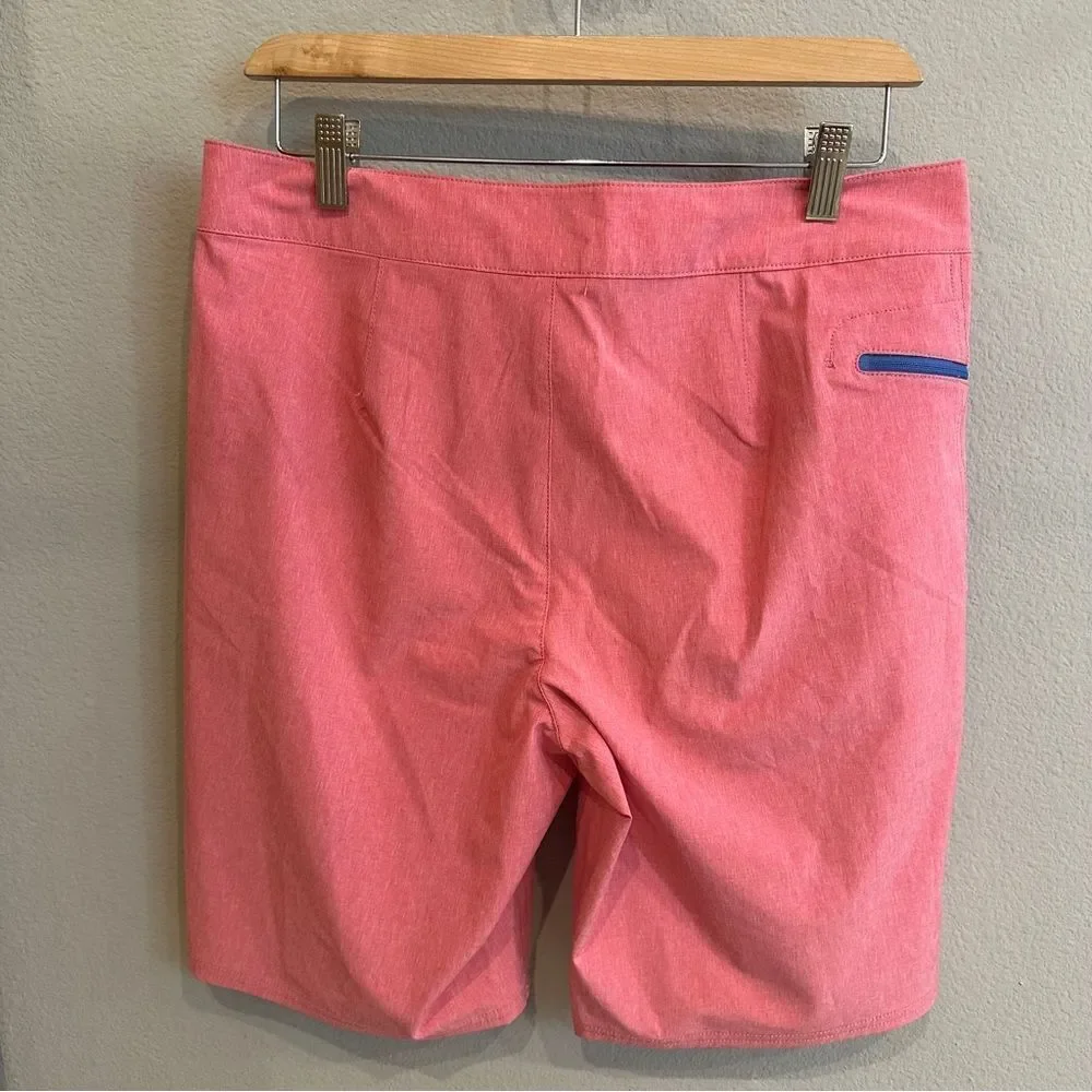 Vineyard Vines | 30 | 9” board shirts in salmon pink Men's Pink Swim Shorts